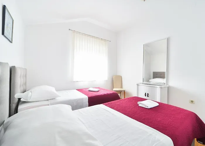 Apartments Martom